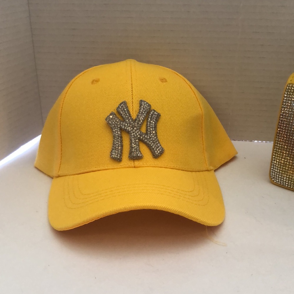 Purse and Hat Sets - Picture 2 of 4